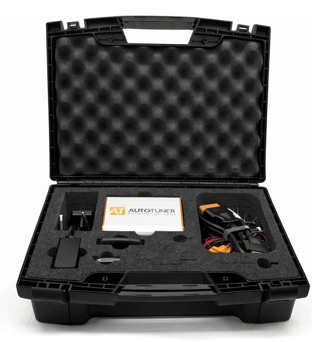 La valise Autotuner : interface, câbles et alimentation